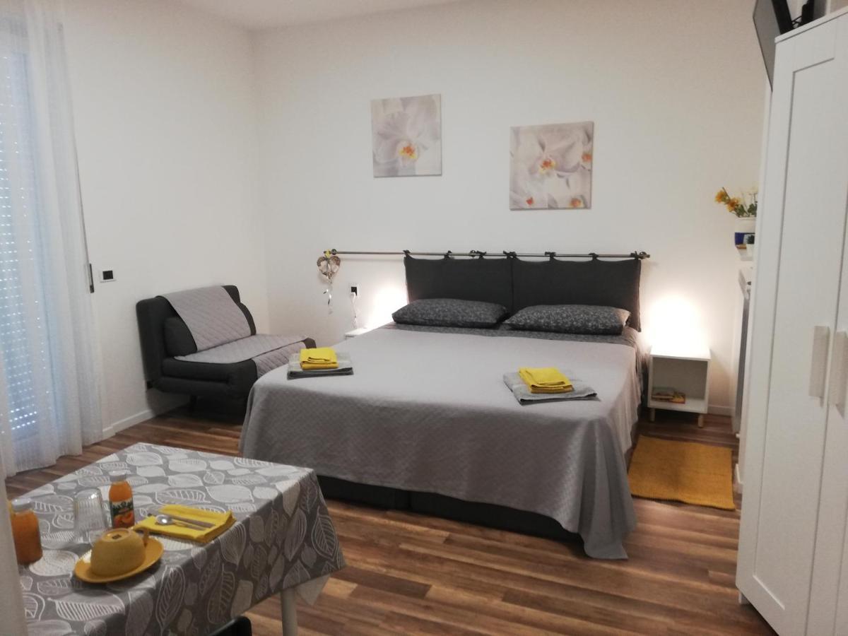 كاردانو آل كامبو Cristel Malpensa Room المظهر الخارجي الصورة